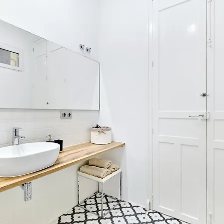 110M Kkara 3Br 2Ba Central Plaza Nueva View Apt Alicante Exterior photo