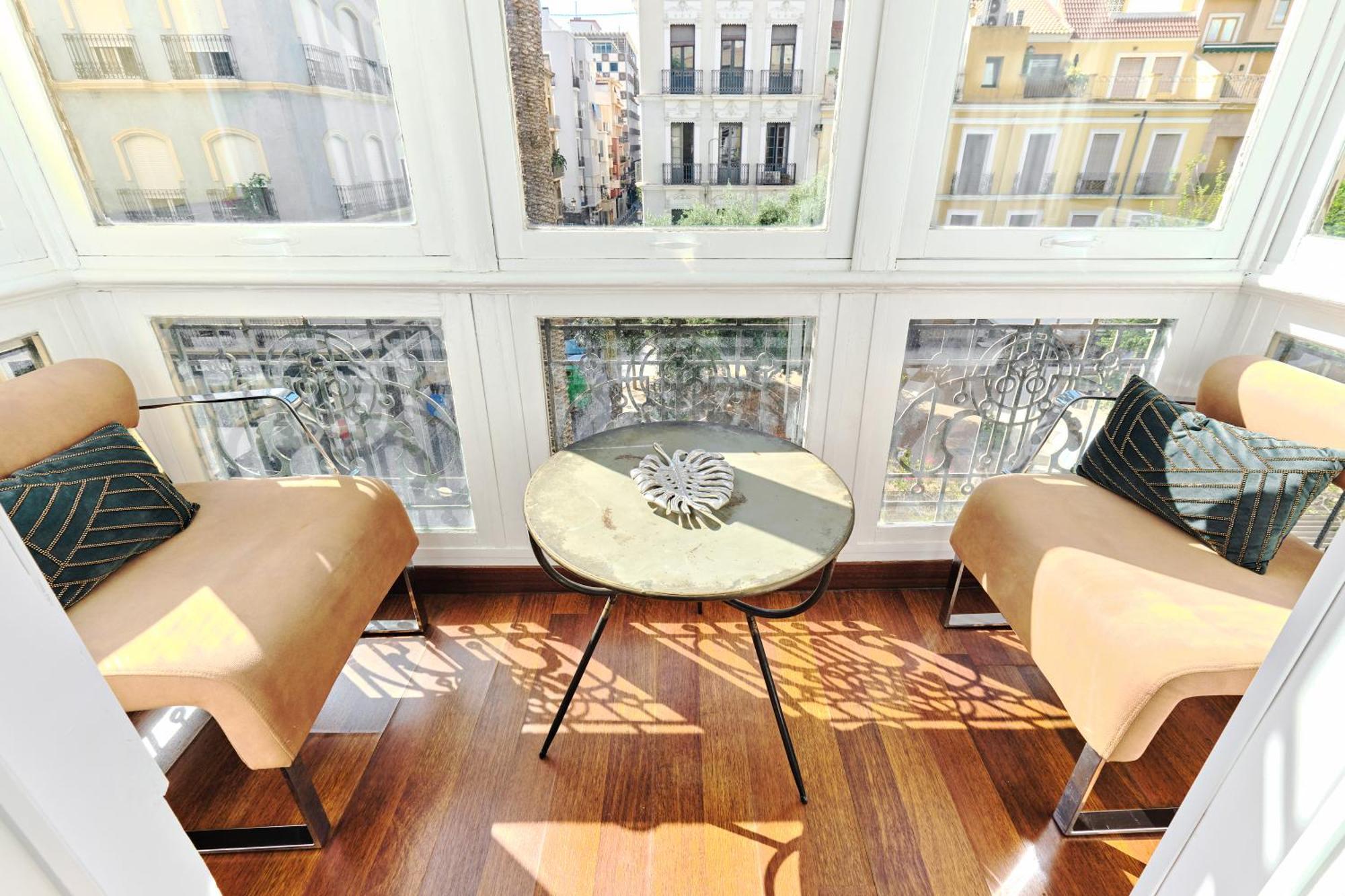 110m Kkara 3br 2ba Plaza Nueva View Appartement Alicante